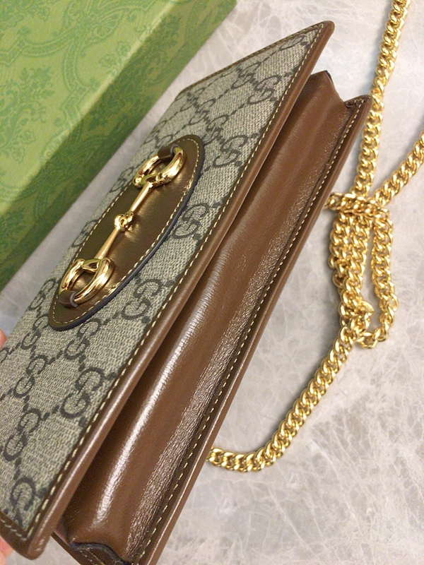 グッチ財布 レプリカ角部分ディテール